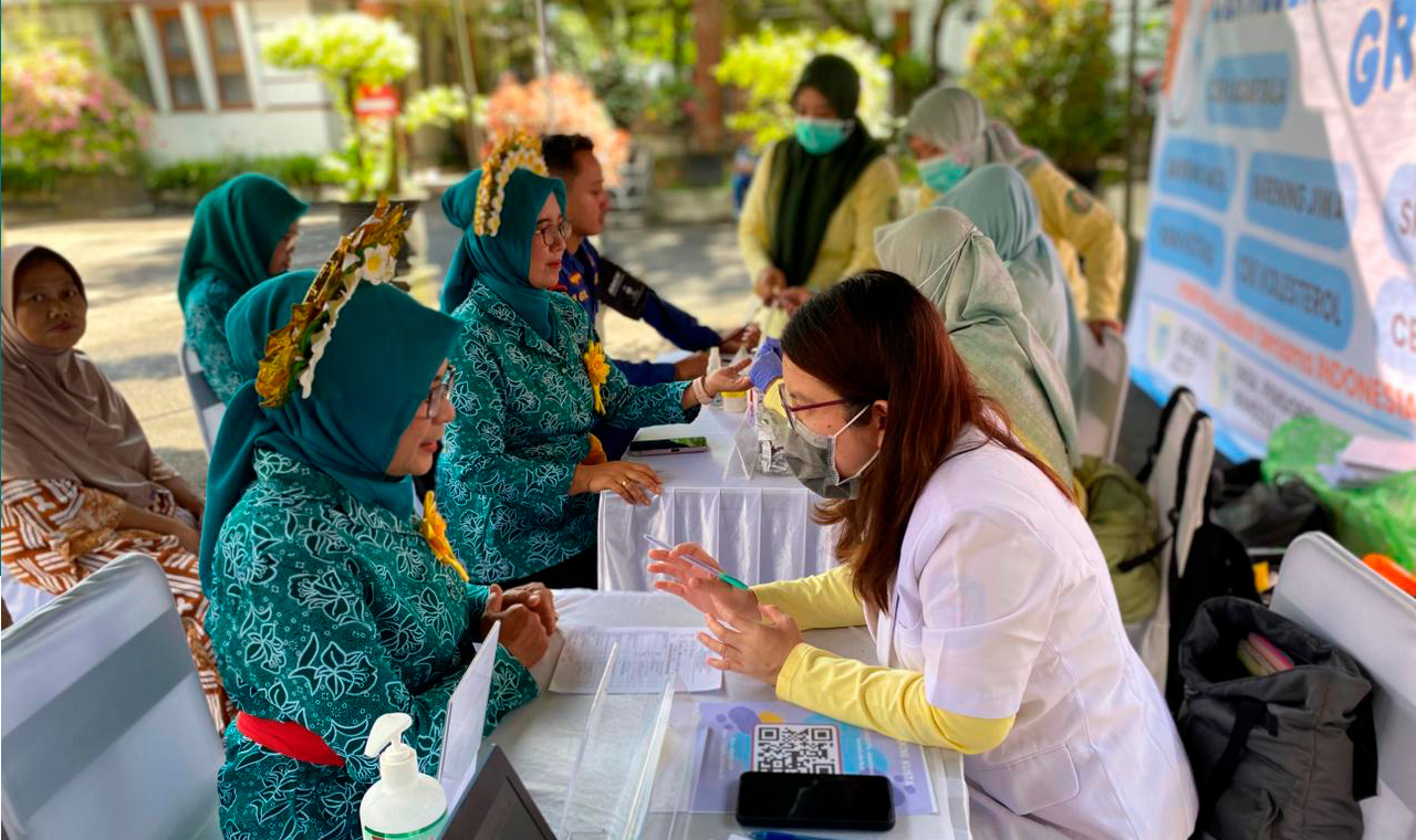 CEK KESEHATAN GRATIS DALAM KEGIATAN TGX PKK EXPO